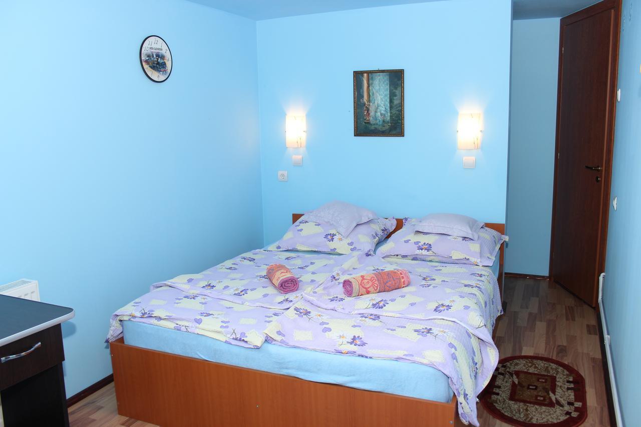 מלון Lăzarea Csergo Ildiko Vendeghaz מראה חיצוני תמונה