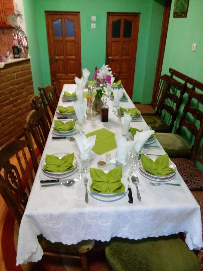 מלון Lăzarea Csergo Ildiko Vendeghaz מראה חיצוני תמונה