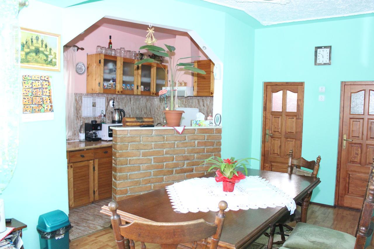 מלון Lăzarea Csergo Ildiko Vendeghaz מראה חיצוני תמונה